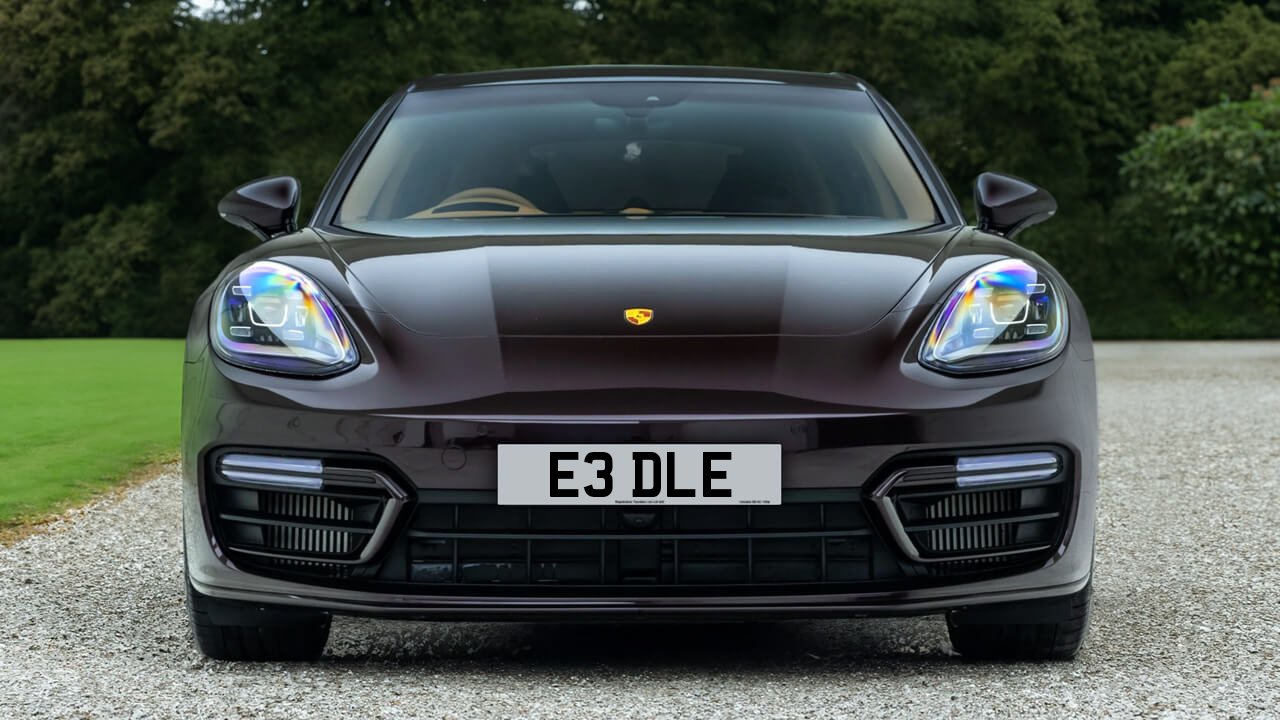 Car displaying the registration mark E3 DLE